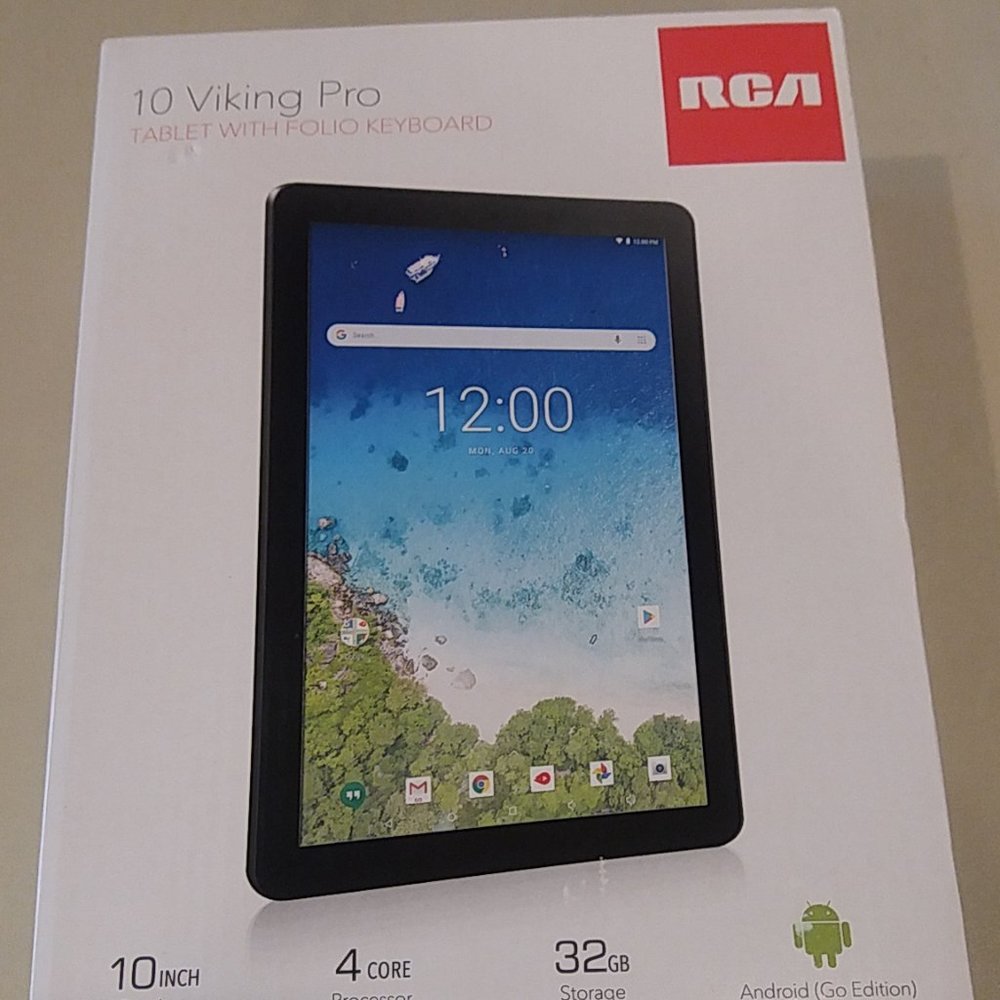 RCA 10 VIKING PRO With Keyboard, color black, like new.